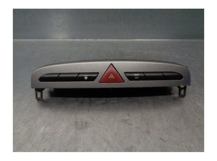 Recambio de warning para peugeot 308 sw 1.6 16v referencia OEM IAM 9659215177  