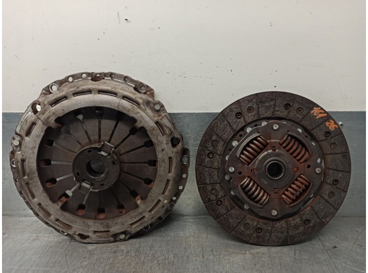 Replacement clutch kit for Peugeot Boxer glazed panel van (RS2850)(290/330)(´02) 330 C TD OEM IAM reference 2004AA ICA