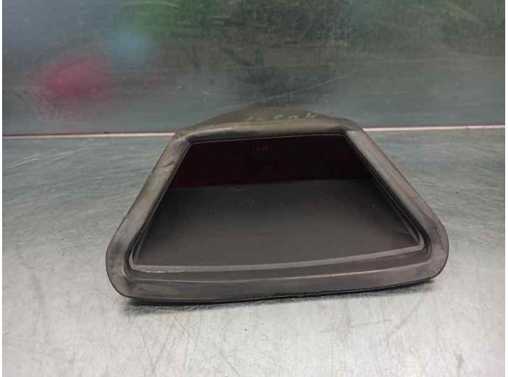 Recambio de luz central de freno para bmw serie 7 (e38) 725tds referencia OEM IAM 63258352788 143929 HELLA