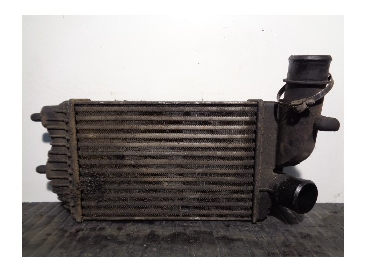 Recambio de intercooler para peugeot boxer caja cerr. acristalada (rs2850)(290/330)(´02) 330 c td referencia OEM IAM 00130701208