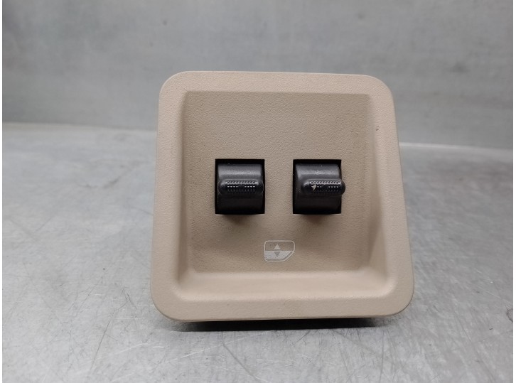 Recambio de mando elevalunas delantero derecho para chrysler pt cruiser (pt) 2.2 crd cat referencia OEM IAM 746764362 