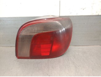 Recambio de piloto trasero derecho para toyota yaris (ncp1/nlp1/scp1) 1.3 16v cat referencia OEM IAM 8155052130 8155052130 