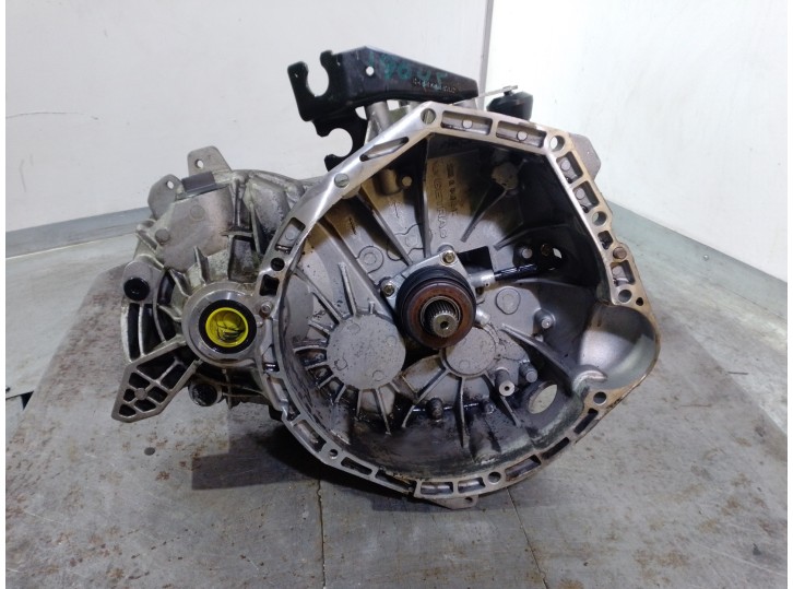 Replacement gearbox for Chrysler PT Cruiser (PT) 2.2 CRD CAT OEM IAM reference P05273474AB TCG075700010 5273474AB