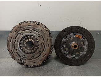 Recambio de kit embrague para citroën c4 grand picasso exclusive referencia OEM IAM 3000950638 3000950638 SACHS