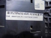 Recambio de caja reles / fusibles para mg mg zr (f/rf) 1.4 16v cat referencia OEM IAM YQE000720  