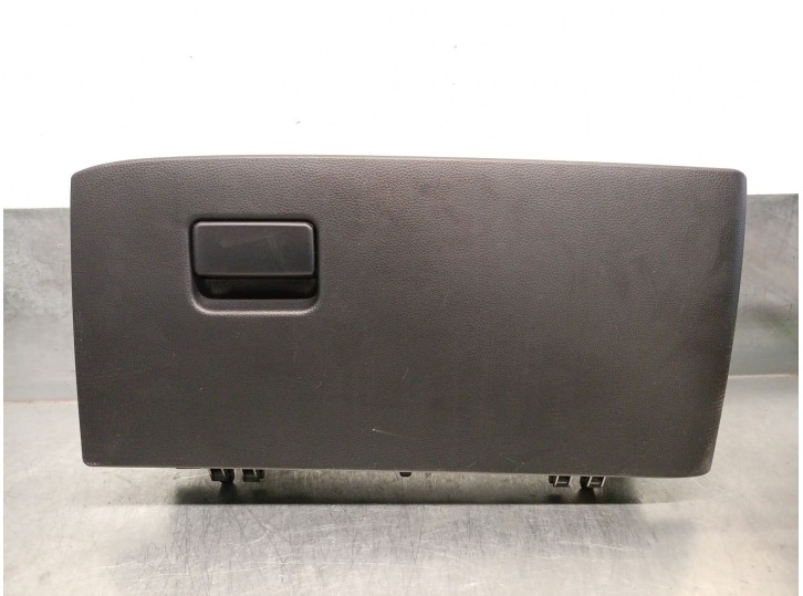 Recambio de guantera para toyota yaris (_p21_, _pa1_, _ph1_) 1.5 hybrid (mxph10) referencia OEM IAM 555500D430C0 555500D430C0 