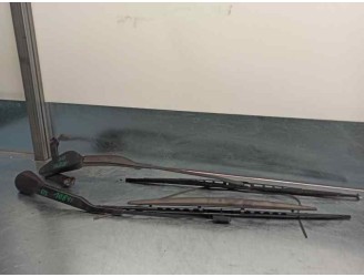 Recambio de brazo limpia delantero derecho para bmw serie 7 (e38) 725tds referencia OEM IAM 6161835202013 