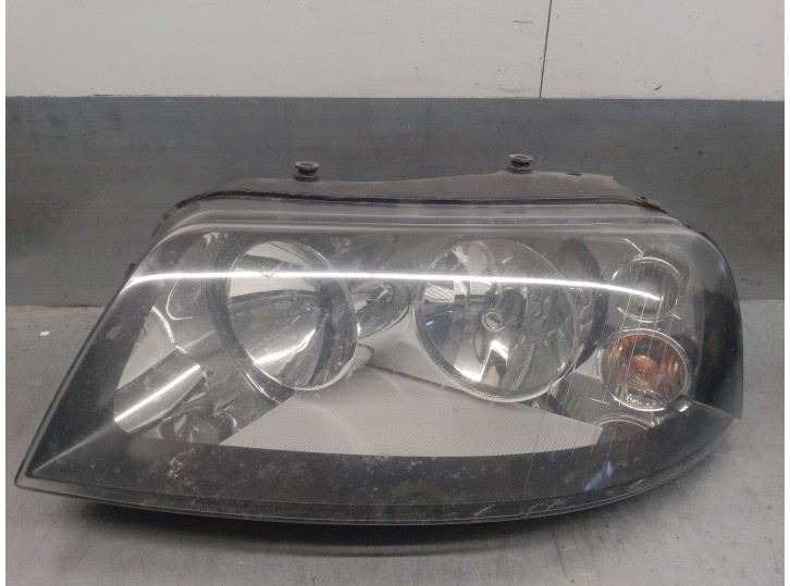 Replacement left headlight for Seat Alhambra (7V8, 7V9) 1.9 TDI OEM IAM reference 7M7941015M 7M7941015N 