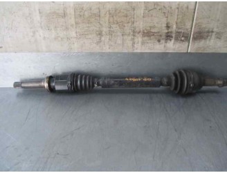 Recambio de transmision delantera derecha para renault laguna ii (bg0) 1.6 referencia OEM IAM 8200107530  