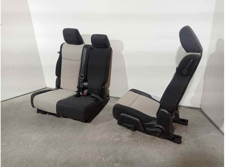 Recambio de asientos traseros para dodge journey 2.0 16v crd cat referencia OEM IAM 4679541 TELA NEGRA Y GRIS 5 PUERTAS- 2º FILA