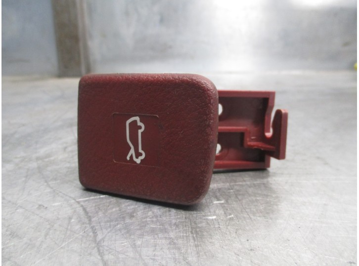 Recambio de cerradura capot para ssangyong kyron 2.0 referencia OEM IAM 7114009000 