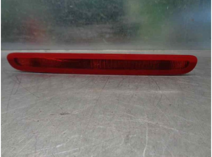 Recambio de luz central de freno para renault laguna ii (bg0) 1.9 dci diesel referencia OEM IAM 8200002496  