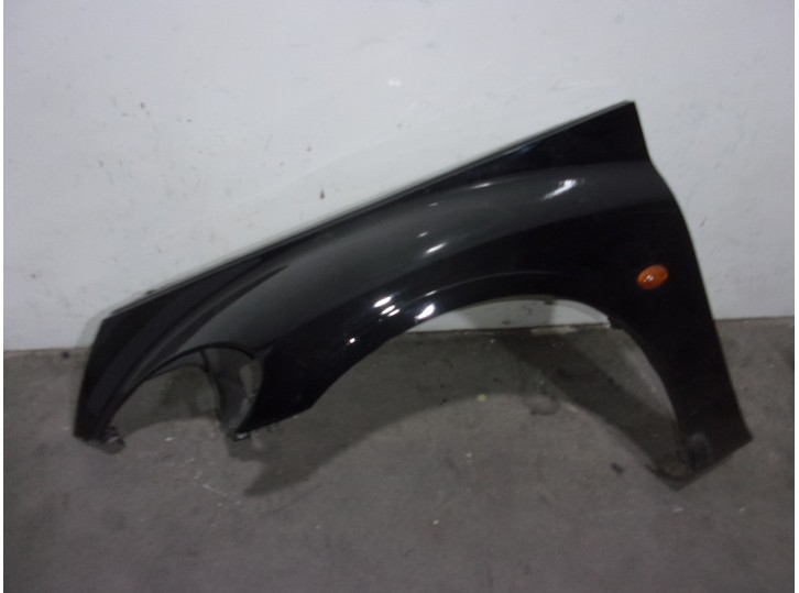 Recambio de aleta delantera izquierda para chrysler pt cruiser (pt) 2.2 crd cat referencia OEM IAM 5015485AF NEGRA 