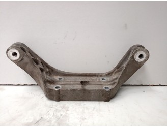 Recambio de soporte cambio para land rover evoque 2.2 sd4 cat referencia OEM IAM 6527110600  