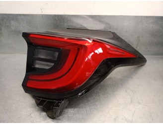 Recambio de piloto trasero derecho para toyota yaris (_p21_, _pa1_, _ph1_) 1.5 hybrid (mxph10) referencia OEM IAM 81551K0040 815