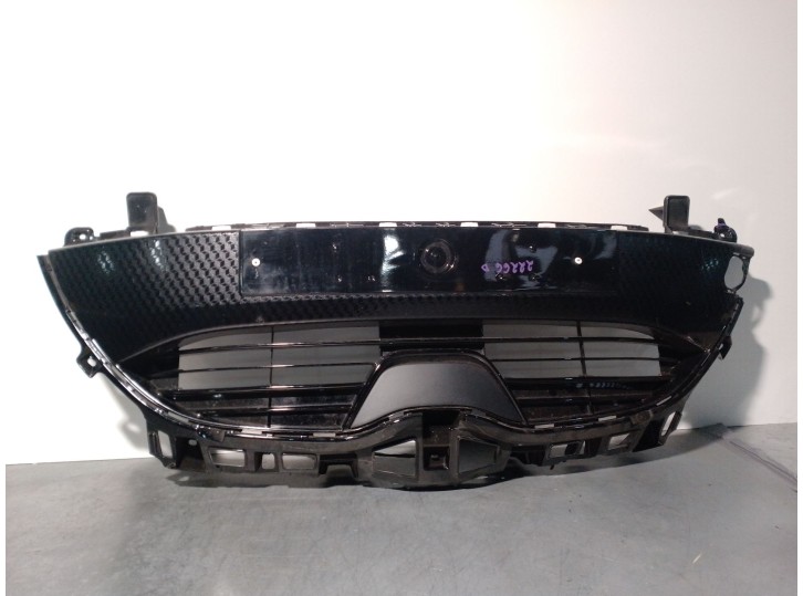 Recambio de rejilla delantera para toyota yaris (_p21_, _pa1_, _ph1_) 1.5 hybrid (mxph10) referencia OEM IAM 531010DG60 531010DB