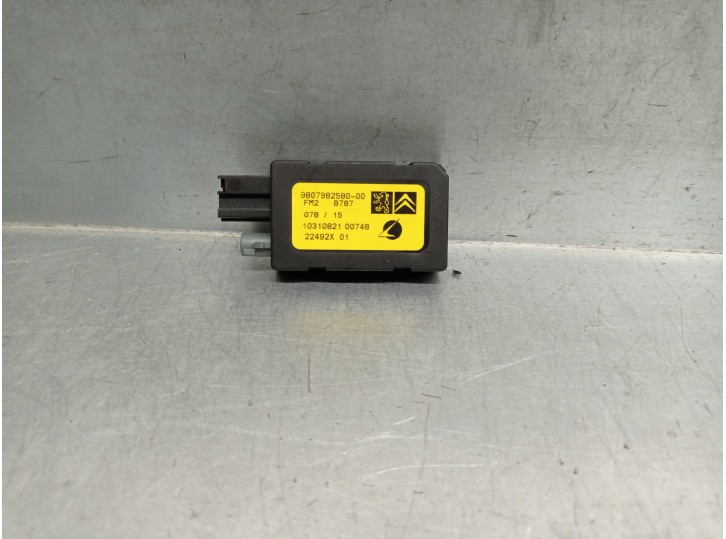 Recambio de modulo electronico para citroën c4 picasso seduction referencia OEM IAM 9807982580 