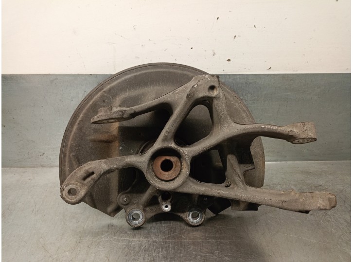 Recambio de mangueta trasera izquierda para peugeot 508 allure referencia OEM IAM 517654  