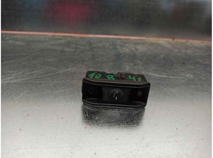 Recambio de mando techo solar para bmw serie 7 (e38) 725tds referencia OEM IAM 61318352182  