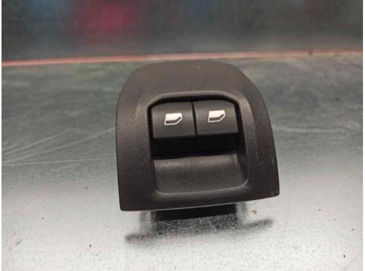 Recambio de mando elevalunas trasero derecho para citroën c-elysée exclusive referencia OEM IAM 9674559377 