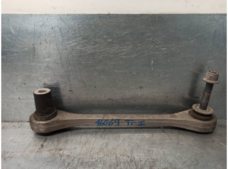 Recambio de brazo suspension superior trasero izquierdo para audi a8 (4e2) 3.0 tdi quattro referencia OEM IAM 4E0501529G 