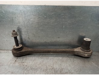 Recambio de brazo suspension superior trasero derecho para audi a8 (4e2) 3.0 tdi quattro referencia OEM IAM 4E0501529G  