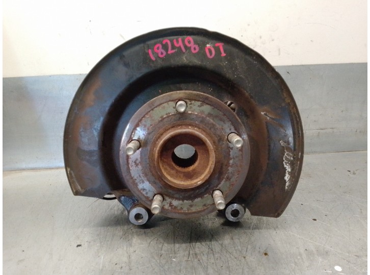 Recambio de mangueta trasera izquierda para dodge journey 2.0 16v crd cat referencia OEM IAM 4766563AA 