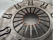 Recambio de kit embrague para volkswagen golf vi (5k1) rabbit bluemotion referencia OEM IAM 03L141025Q 122026410 LUK