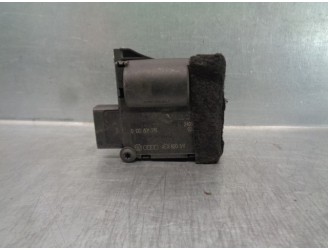 Recambio de motor calefaccion para audi a8 (4e2) 3.0 tdi quattro referencia OEM IAM 4E0820511 0132801323 BOSCH