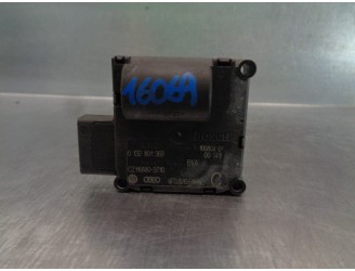 Recambio de motor calefaccion para audi a8 (4e2) 3.0 tdi quattro referencia OEM IAM 4F0820511B 0132801369 BOSCH