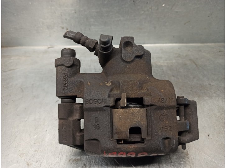Recambio de pinza freno delantera derecha para fiat 500 (312_) 1.2 lpg (312axa1a) referencia OEM IAM 77364842 BOSCH