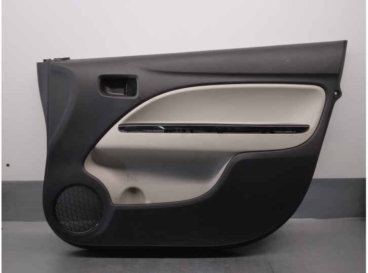 Recambio de guarnecido puerta delantera derecha para mitsubishi space star (a00) 1.2 referencia OEM IAM 7221C926 