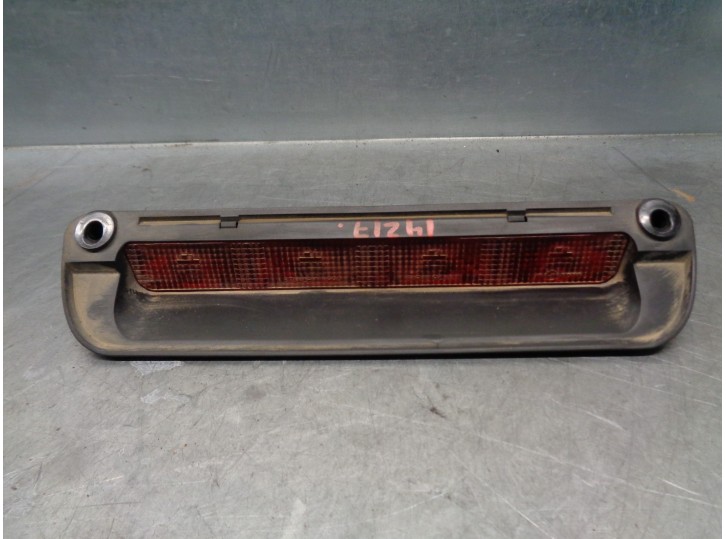 Recambio de luz central de freno para opel frontera b basis referencia OEM IAM 1222725 