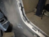 Recambio de paragolpes trasero para ssangyong rodius 2.0 td cat referencia OEM IAM BLANCO 5 PUERTAS