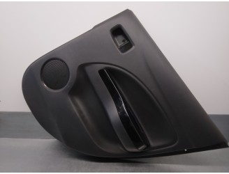 Recambio de guarnecido puerta trasera derecha para mitsubishi space star (a00) 1.2 referencia OEM IAM 7222B146  