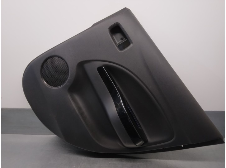 Recambio de guarnecido puerta trasera derecha para mitsubishi space star (a00) 1.2 referencia OEM IAM 7222B146 
