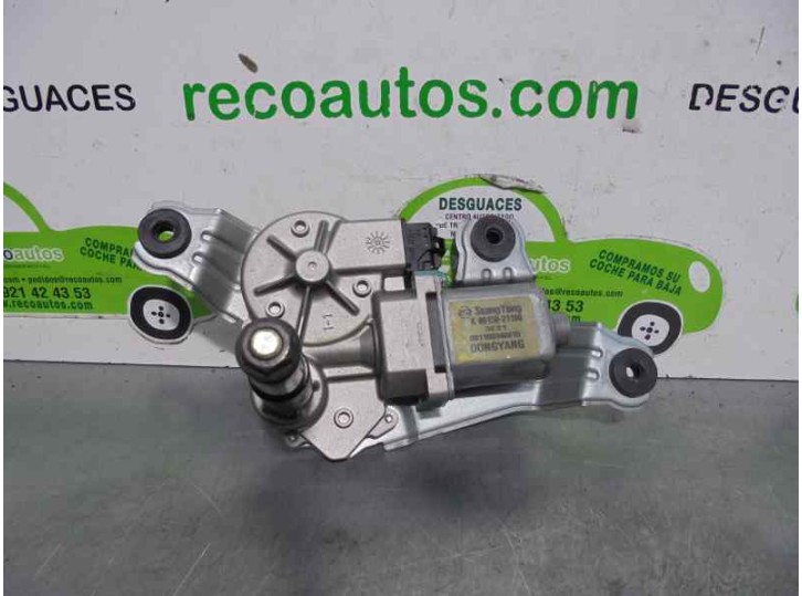 Recambio de motor limpia trasero para ssangyong rodius 2.0 td cat referencia OEM IAM 8615021100  
