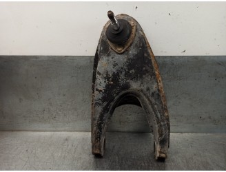 Recambio de brazo suspension superior delantero izquierdo para renault r-4 f6a furgoneta referencia OEM IAM 0832139900 