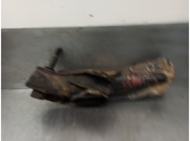 Recambio de brazo suspension inferior delantero izquierdo para renault r-4 f6a furgoneta referencia OEM IAM 7700703950  