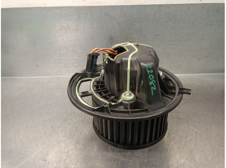 Recambio de motor calefaccion para bmw x4 (f26) xdrive 20 d referencia OEM IAM 64119227670 64119227670 