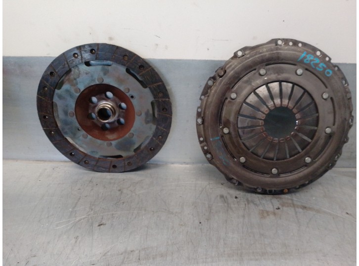 Recambio de kit embrague para seat toledo (1m2) 1.9 tdi referencia OEM IAM 3082002048 1878005146 