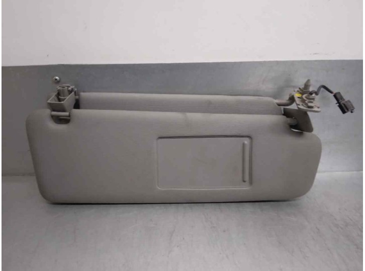 Recambio de parasol derecho para volkswagen touareg (7la) 5.0 v10 tdi cat (ayh) referencia OEM IAM 7L6857552Q  