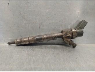 Recambio de inyector para mercedes-benz clase a (w168) 1.7 cdi diesel cat referencia OEM IAM A6680700687 0445110015 BOSCH