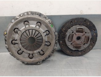 Recambio de kit embrague para peugeot 206 berlina 1.9 diesel referencia OEM IAM 2051J8 120024510 LUK
