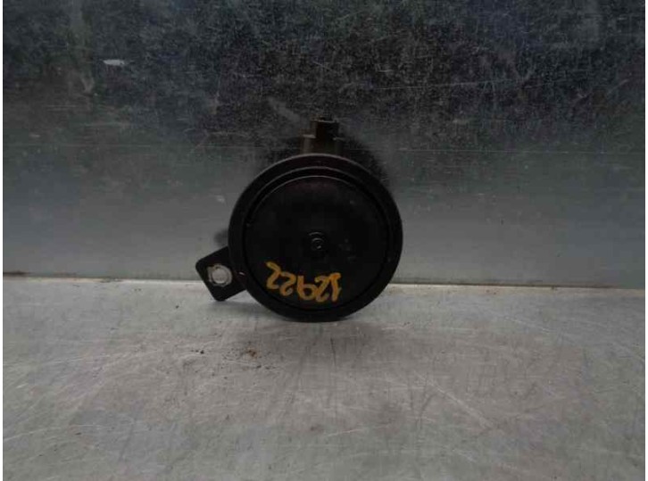 Recambio de claxon para chevrolet nubira wagon 2.0 diesel cat referencia OEM IAM 96336790  