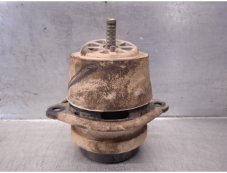 SOPORTE MOTOR 7L6199131 