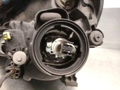 Replacement right headlight for Kia Carens III MPV (UN) 2.0 CRDi 140 OEM IAM reference 921021D020 921021D020 