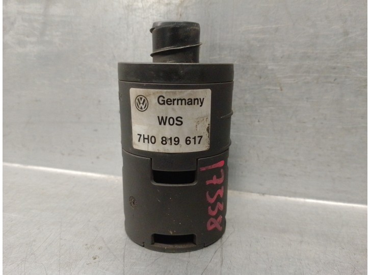 Recambio de filtro aire para volkswagen touareg (7la) 5.0 v10 tdi cat (ayh) referencia OEM IAM 7H0819617 