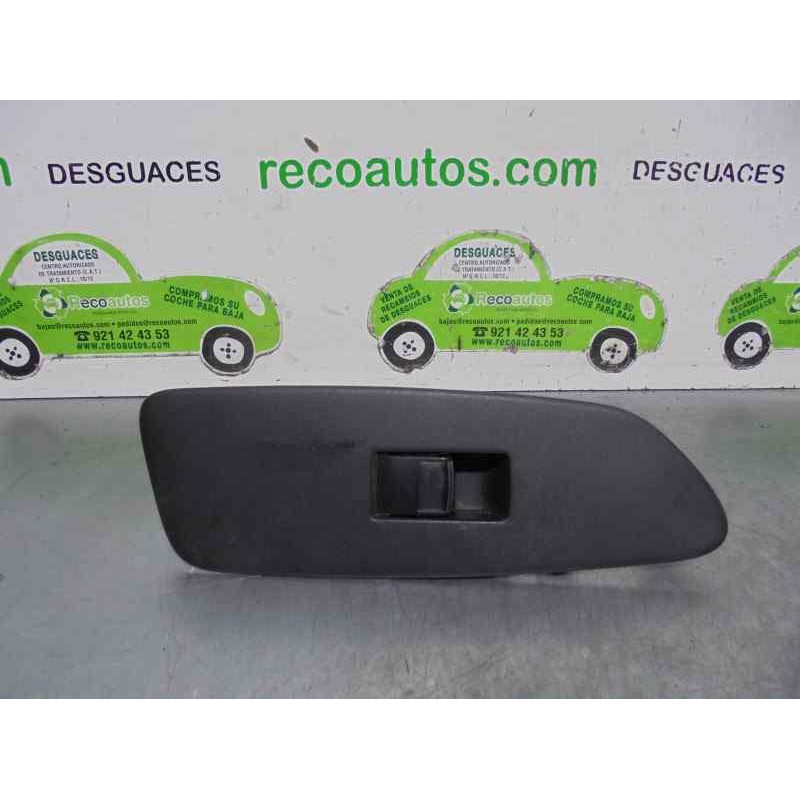 Recambio de mando elevalunas delantero derecho para toyota auris 1.3 16v cat referencia OEM IAM 7423102530  