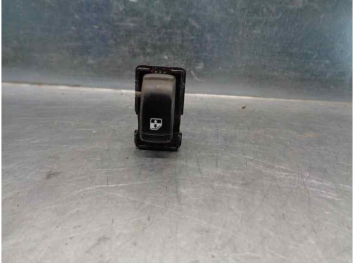 Recambio de mando elevalunas delantero derecho para chevrolet nubira wagon 2.0 diesel cat referencia OEM IAM 621W04790 